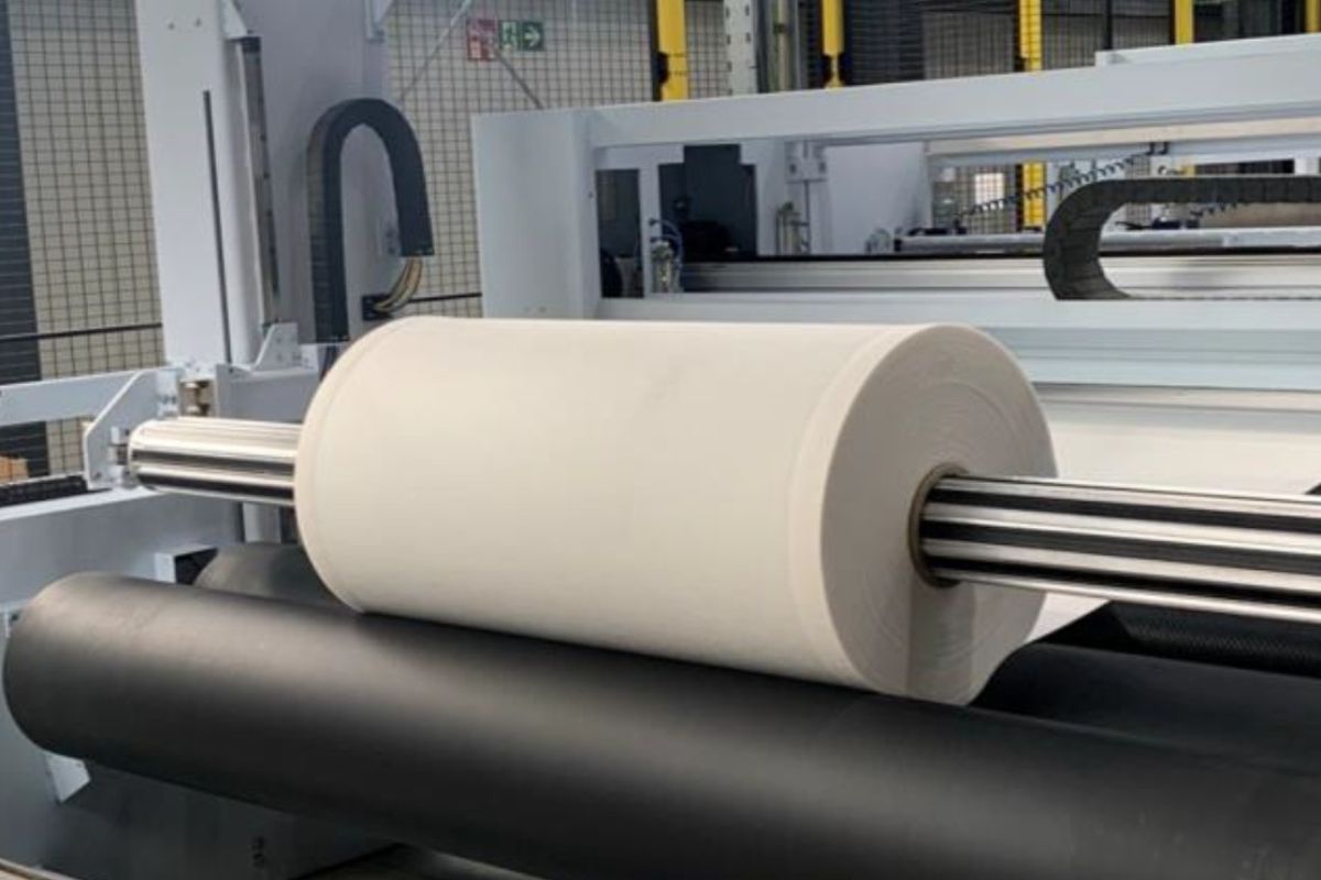 Hybridvlies aus Kohlenstofffaser und thermoplastischer Matrix